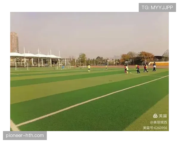 中场开球规则详解:什么时候必须直传,哪些操作会被判罚? 中场开球规则详解:什么时候必须直传,哪些操作会被判罚?